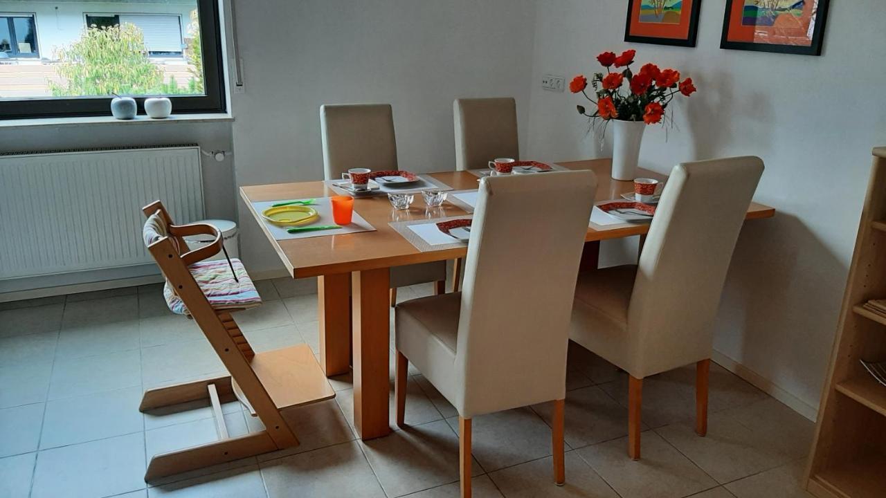 Ferienwohnung Mit Japangarten คาร์ลชตัดท์ ภายนอก รูปภาพ