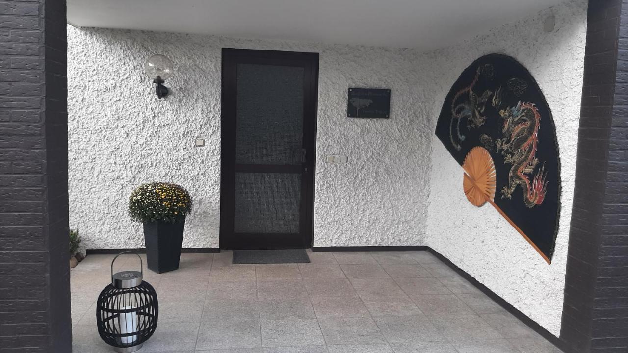 Ferienwohnung Mit Japangarten คาร์ลชตัดท์ ภายนอก รูปภาพ